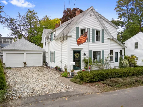 11 Grove Street, Rockland, ME 04841
