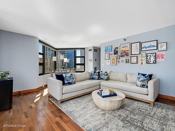 2nd image of 401 E Ontario St APT 1509
