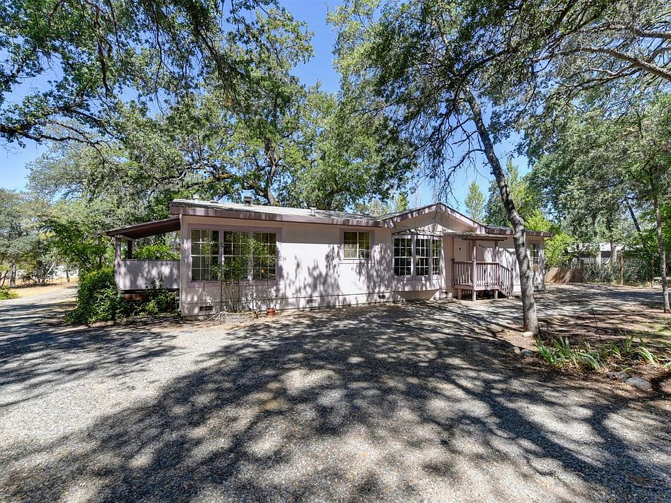 1st image of 4818 Bluebird Ln