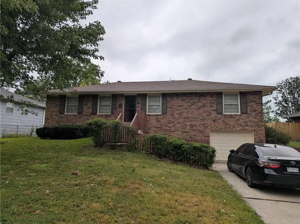 207 Augustus St, Excelsior Springs, MO 64024