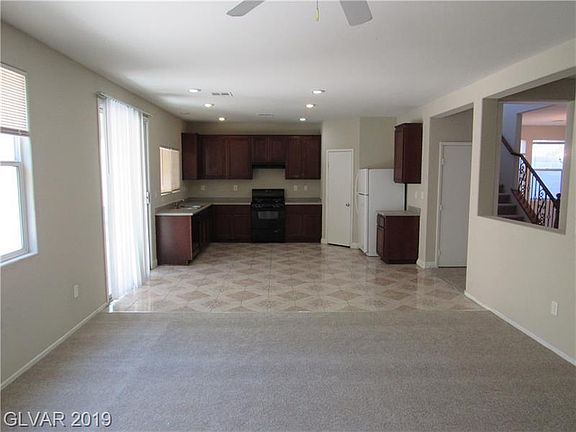 5th image of 5637 Granville Lake St