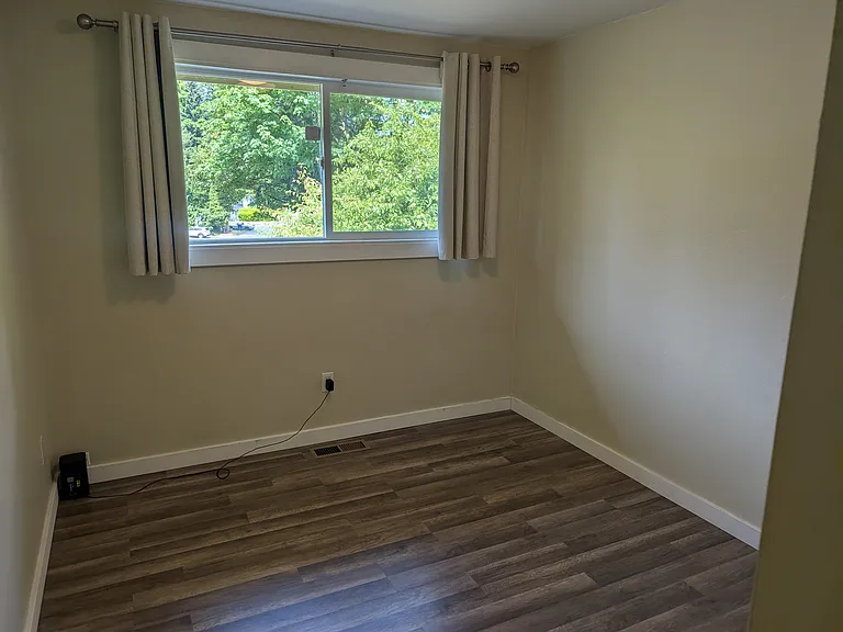 17701 Brook Blvd #1 — Photo 11