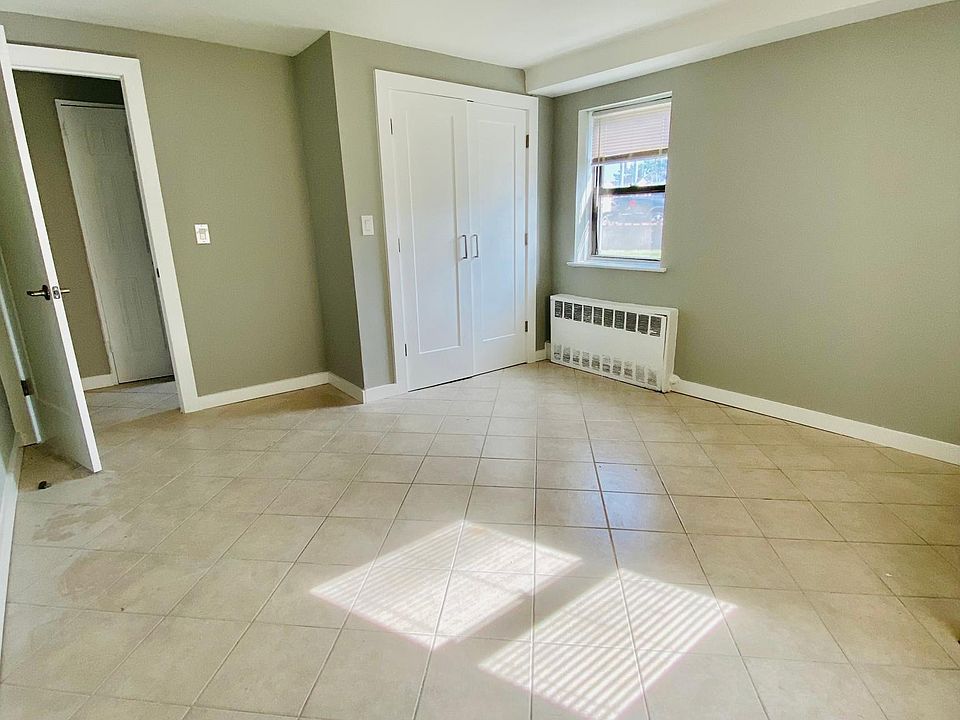 2nd image of 472 E Broadway