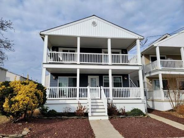 212 Simpson Ave APT 1
