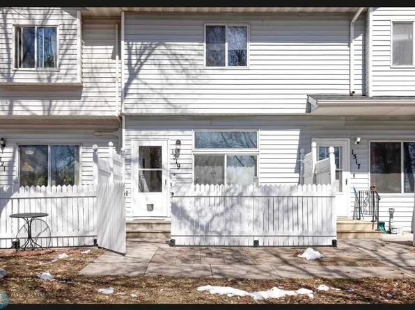 1519 34 1/2 Ave S, Fargo, ND 58104