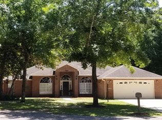 6687 Avenida Oakleigh, Navarre, FL 32566
