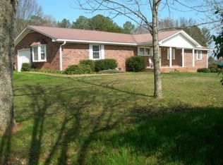 518 Cobblestone Creek Rd NW, Cleveland, TN 37312