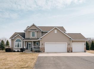 36644 149th St, Waseca, MN 56093