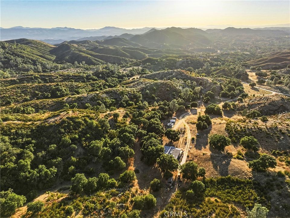 1st image of 5885 Lion Ridge Rd