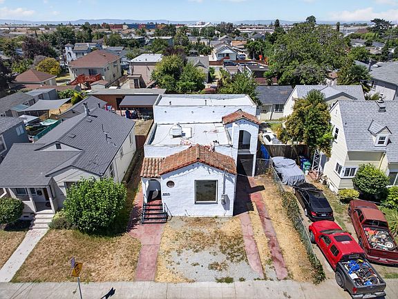 5th image of 9307 C St
