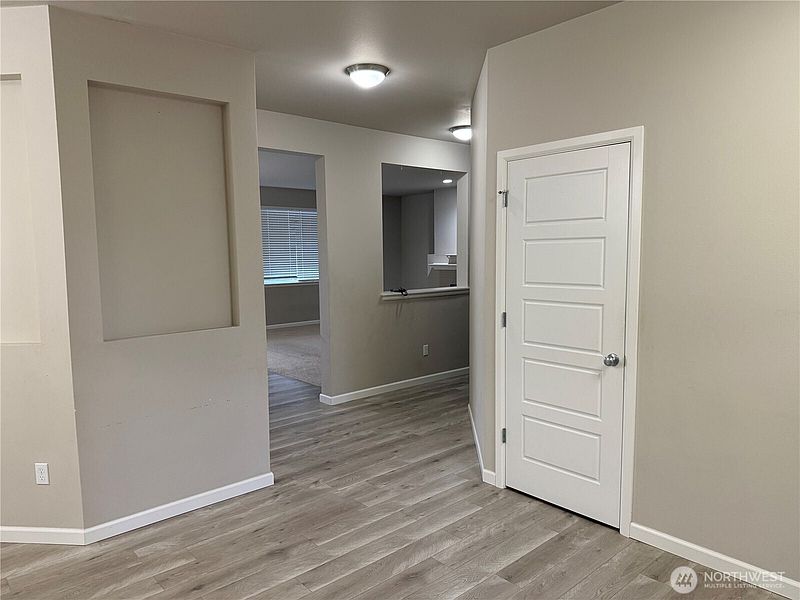 5th image of 20217 18th Avenue Ct E