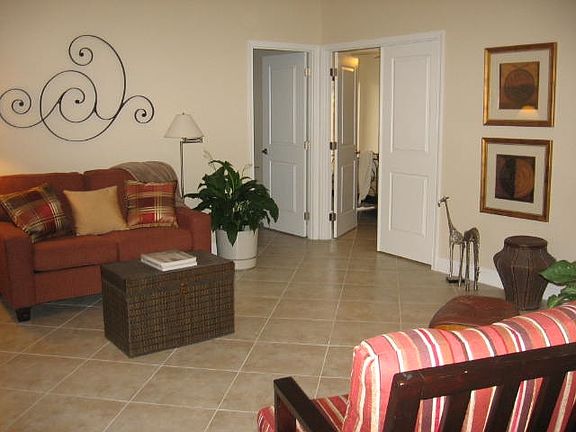 5th image of 2150 NW 10th St