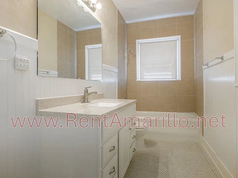 2047 S Hughes St — Photo 13