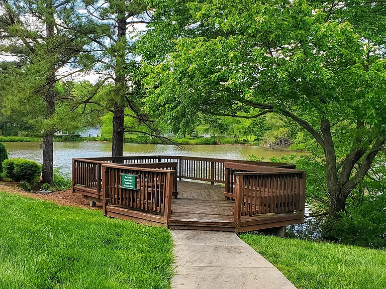 1310 Lake Rest Cir — Photo 4