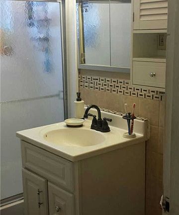 5th image of 35-10 150th St APT 1M