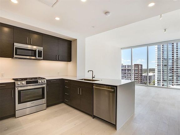 2nd image of 301 West Ave APT 1303