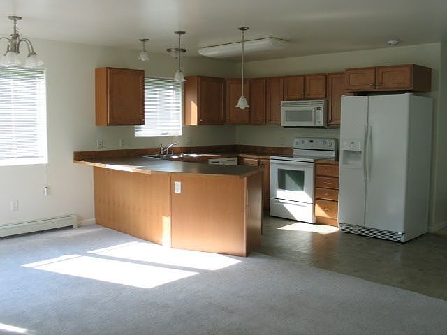 1st image of 3887 Blessing Ave #B