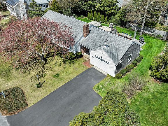 2nd image of 44 Windjammer Lane