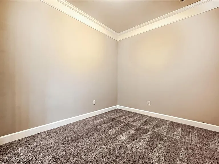 2464 Norwood Dr SE — Photo 9
