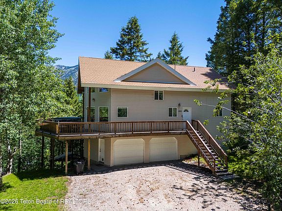 2nd image of 166 Stoor Dr