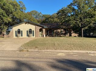 104 Liberty St, Gatesville, TX 76528