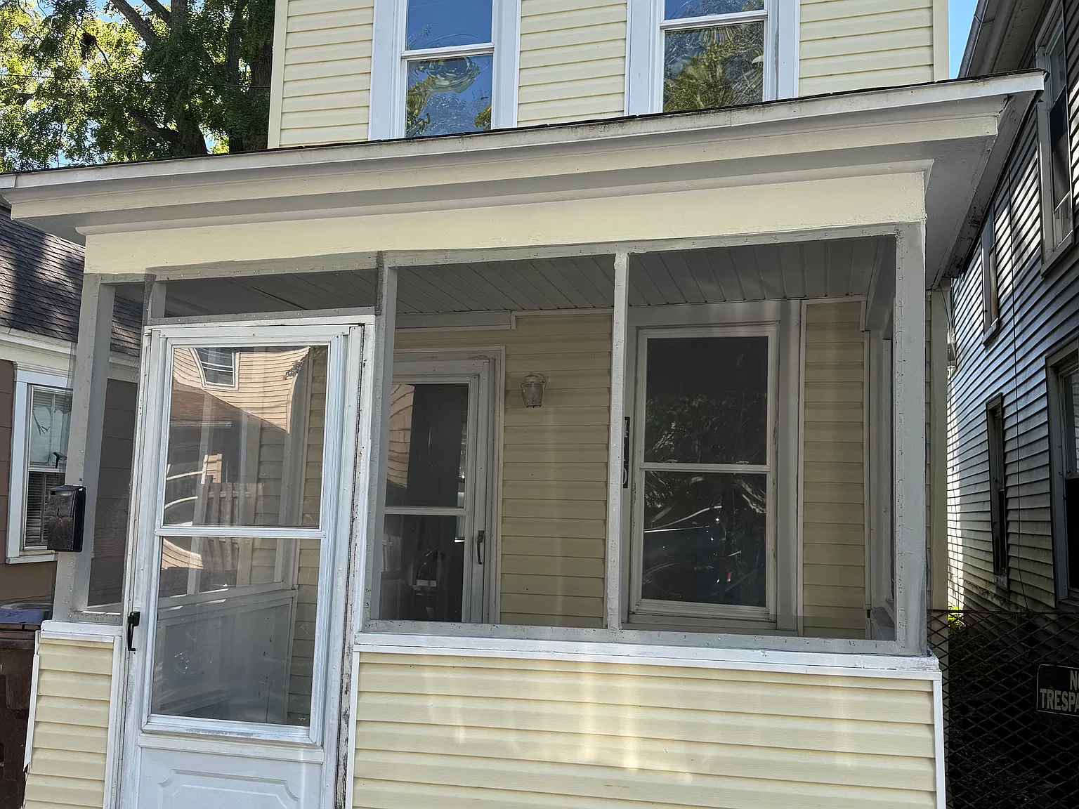 410 Pleasant St — Photo 1
