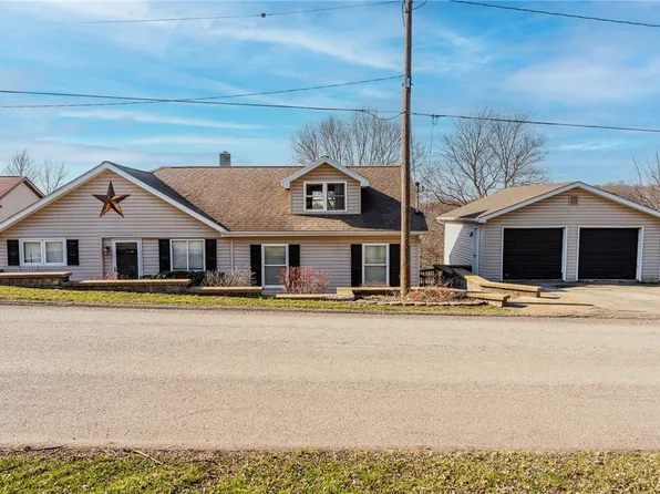 223 Emerson Ln N, Uniontown, PA 15401