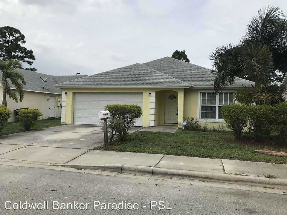 1st image of 2906 Zora Neal Dr