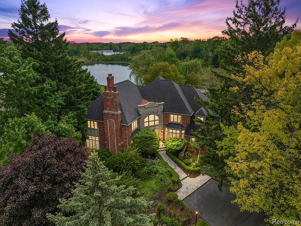 1st image of 1273 Water Cliff Dr