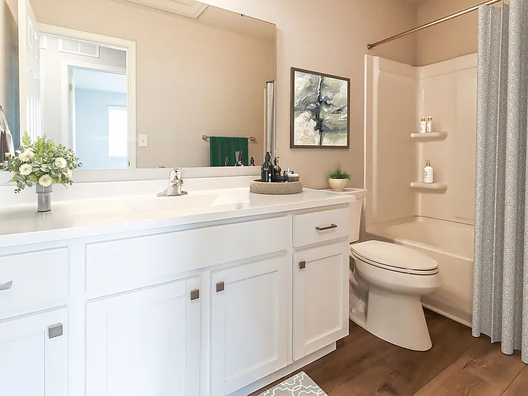2216 Macatawa Ln — Photo 24