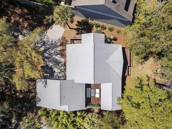 4th image of 178 Marsh Island Dr
