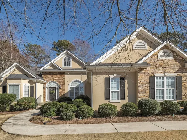 309 Tanglewood Trl, Carrollton, GA 30116