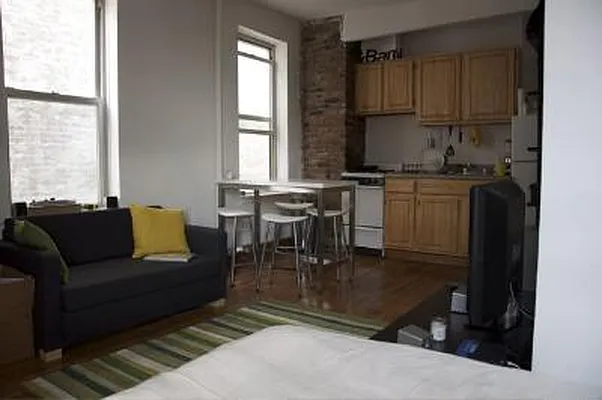 Rented by Corcoran | media 12