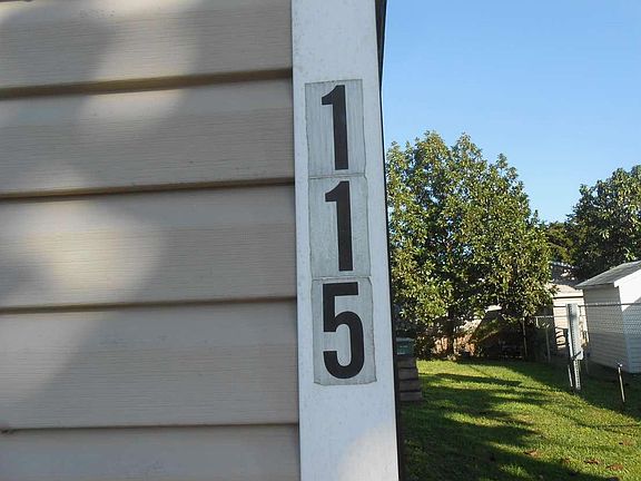 5th image of 220 NE 12th Ave Lot 115