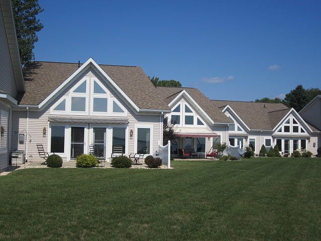 1st image of 419 Henes Park Dr