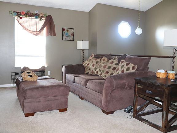 3rd image of 6338 Pritchard Dr