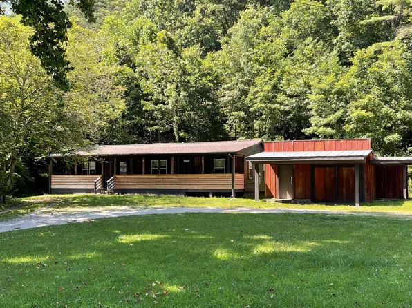 9587C Greenville Hwy, Brevard, NC 28712