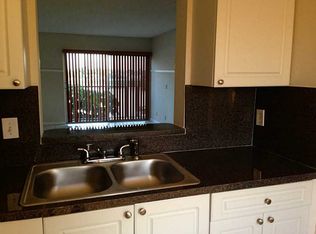 8720 N Sherman Cir APT 306, Hollywood, FL 33025