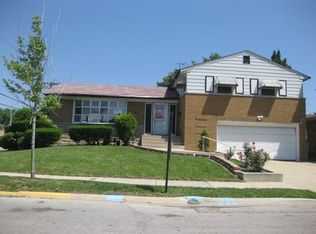 441 Braddock Dr, Melrose Park, IL