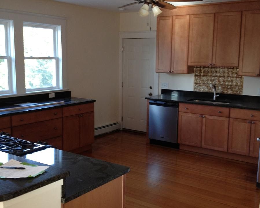 Modern and spacious kitchen