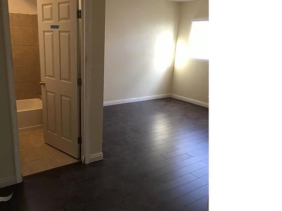 3rd image of 1014 E 80th St #1016