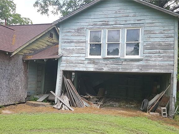 4th image of 904 N 12th St