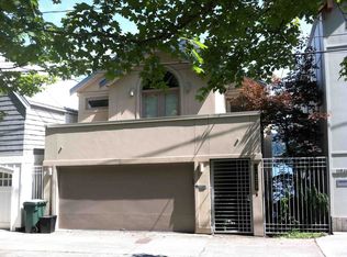 12026 Riviera Pl NE, Seattle, WA 98125