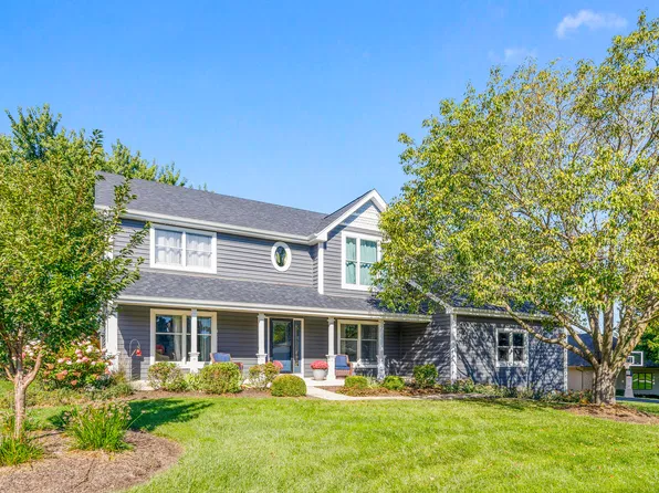 205 Spruce Ct, Yorkville, IL 60560