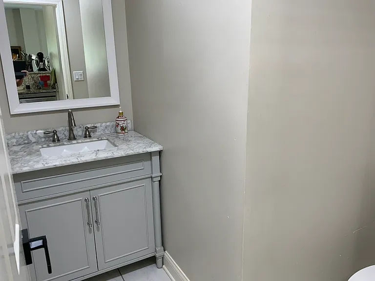 2715 McHenry Ave — Photo 6