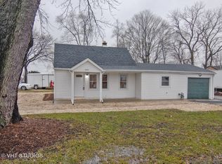 1100 Douglas Ave, Aurora, IL 60505