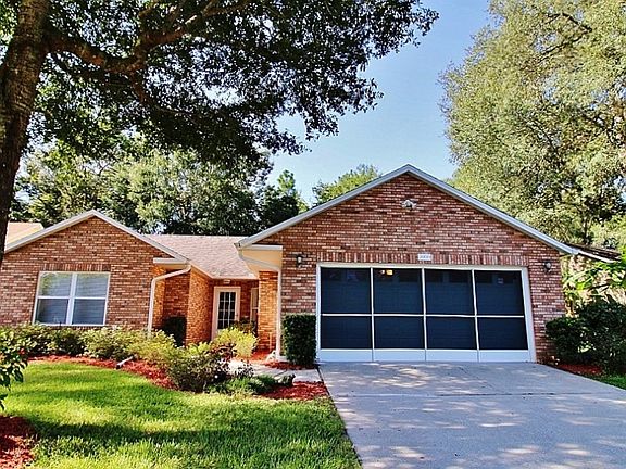 2nd image of 2090 Sherwood Forest Dr