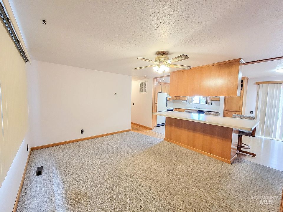 1529 Cedar Ave, Lewiston, ID 83501 Zillow