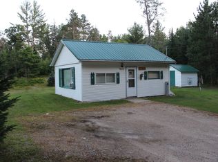 W10305 Chateau Dr, Dunbar, WI 54119