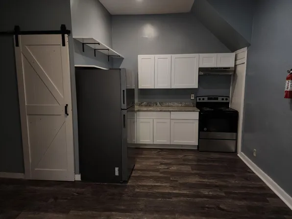 7213 W Chester Pike APT 1B, Upper Darby, PA 19082